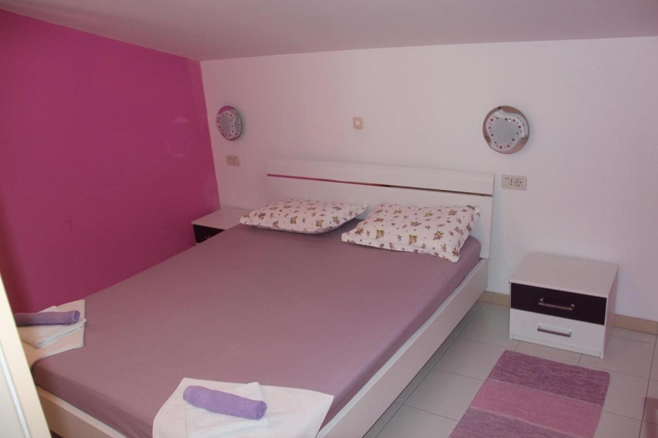 Apartmani Nima Tučepi Exterior foto